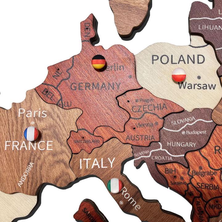 Actual product image Green Split World map (225 x 135 cm)