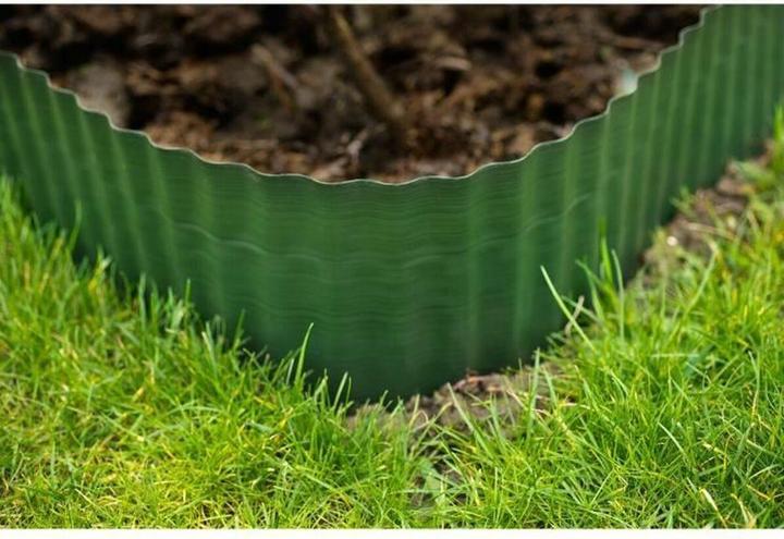 Actual product image Nature Rasenkante 0,15x9 m Grün (900 cm)