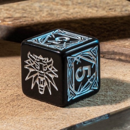 Actual product image Q Workshop SWGE37 - Witcher Dice Set: Geralt - The Silver Sword