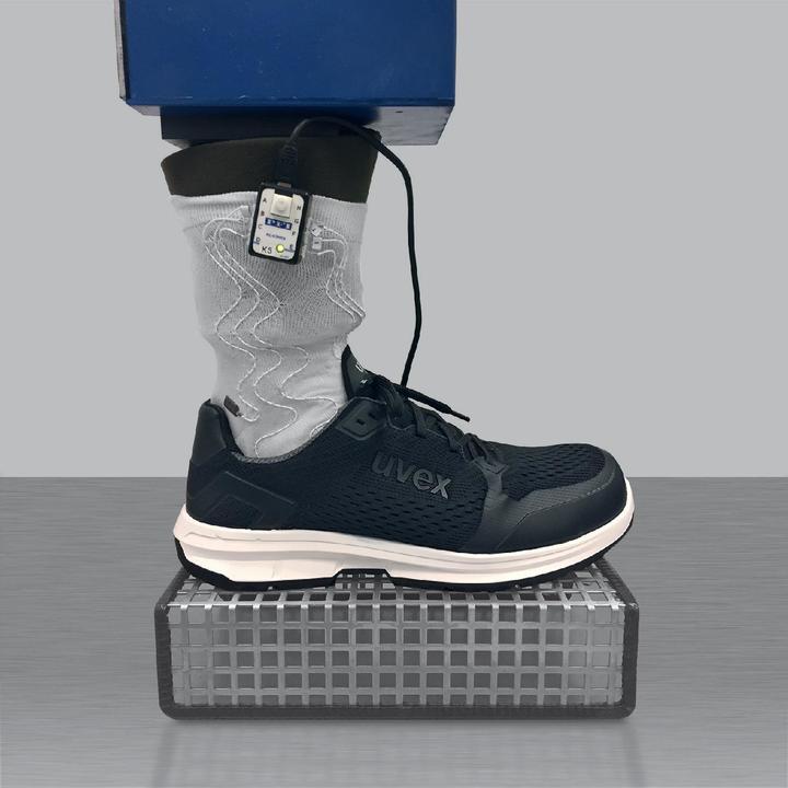 Actual product image Uvex Safety Safety low shoe (S1, 43)