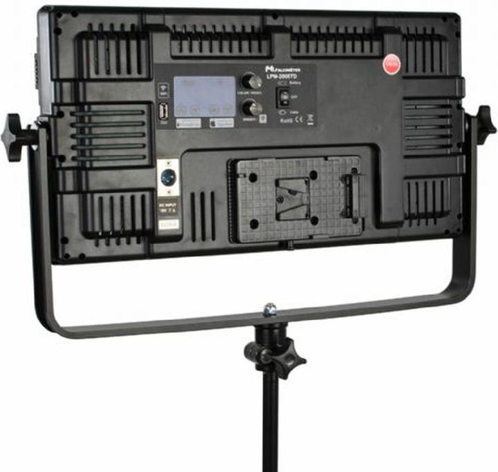 Immagine prodotto Falcon Eyes Lampada LED Wi-Fi Bi-Color Dimmerabile LPW-2005TD a 230V (Luce studio, Videocamera)