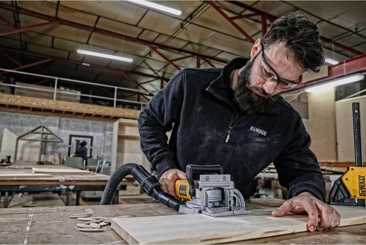 Produktbild DeWalt DW682K