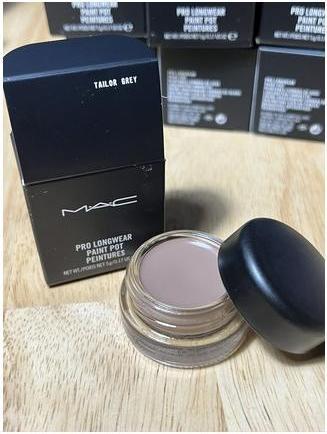 Produktbild MAC Cosmetics Pro Longwear Paint Pot (Tailor Grey)