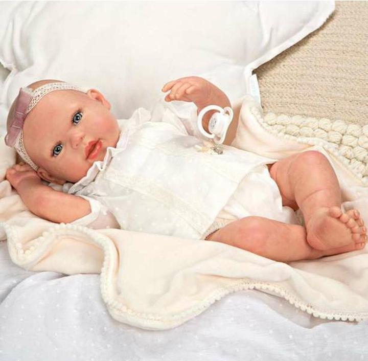 Actual product image Arias Reborn doll Delia 45 cm