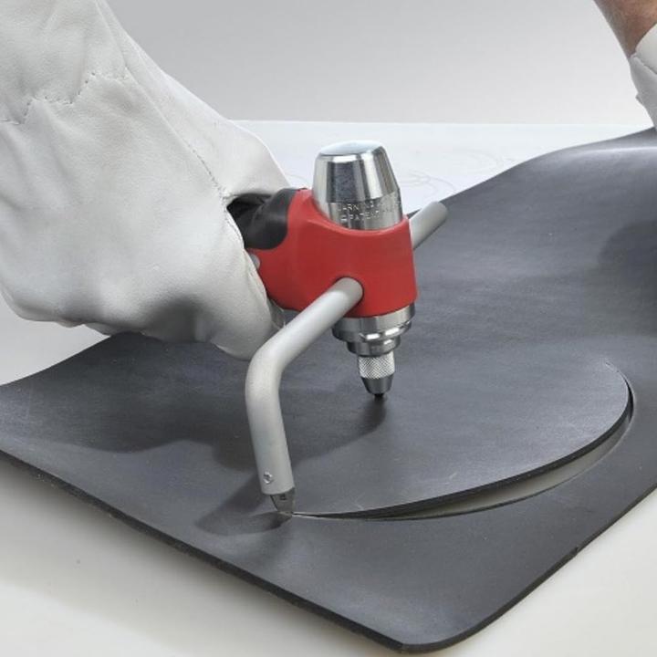 Actual product image Boehm Ring punching tool set complete in container