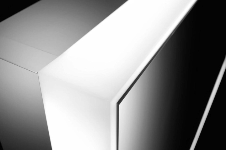 Produktbild Schneider PREMIUM Line Ultimate LED Lichtspiegelschrank, 2 Doppelspiegeltüren, 925x73,3x15,8cm, 182