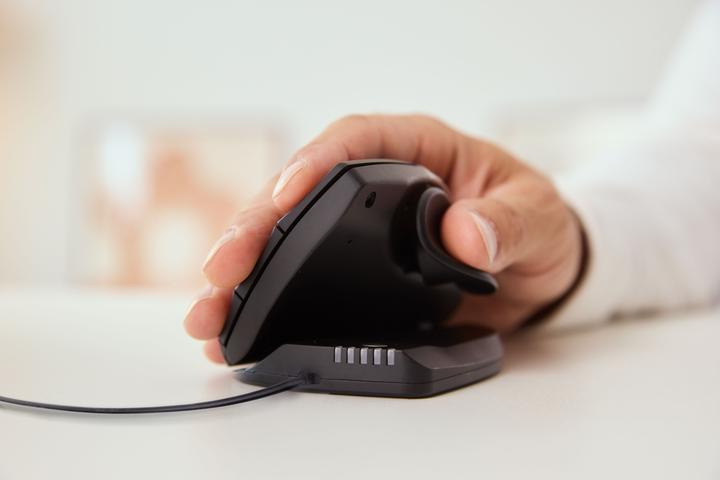 Actual product image Contour UniMouse wired Bluetooth right-handed (Cable)