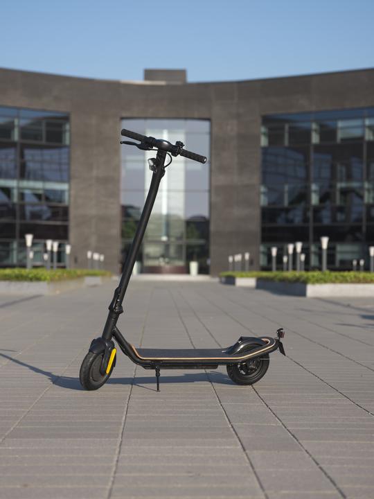 Actual product image Denver SCO-85351 THOR eScooter (20 km/h, 20 km, 350 W)