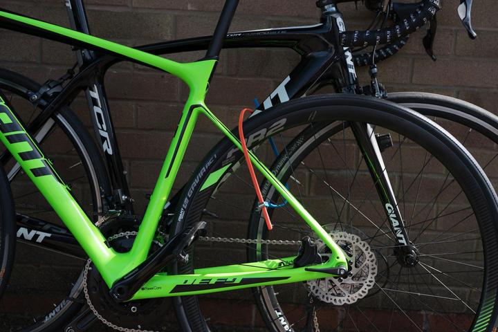 Actual product image HipLok Z Locomotive (40 cm)