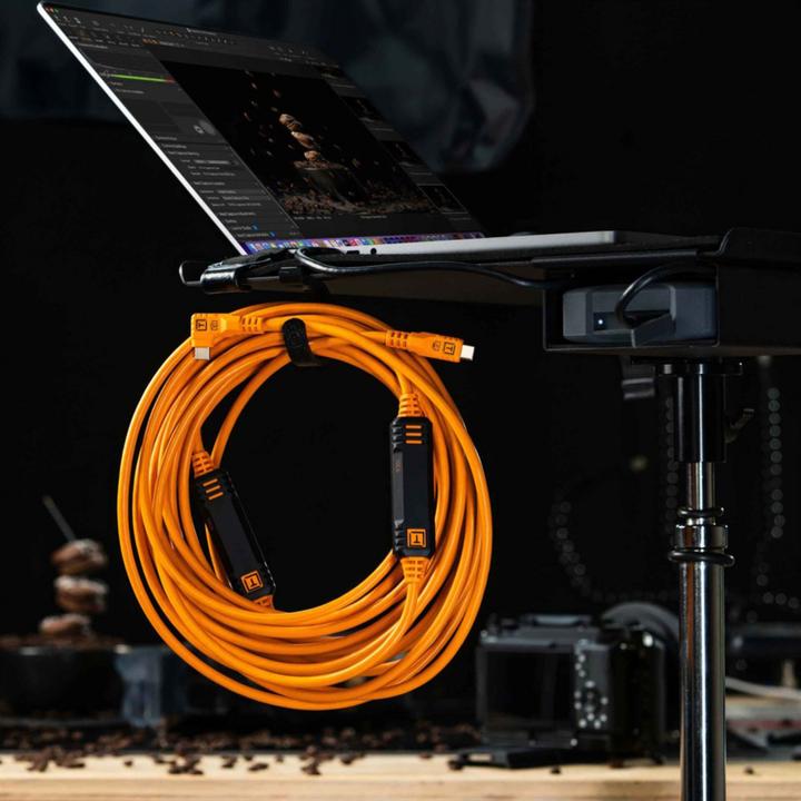 Produktbild Tether Tools TetherPro USB-C Optima 10G rechts orange 9,4m (9.40 m, USB 3.2 Gen 2)