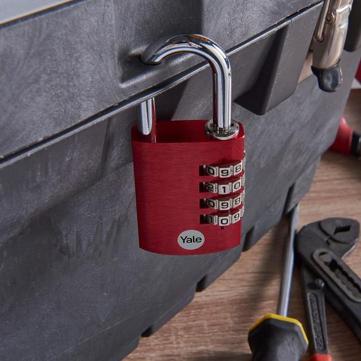 Actual product image Yale YE3CB/38/131/1/CO Padlock 38 mm Red Combination lock