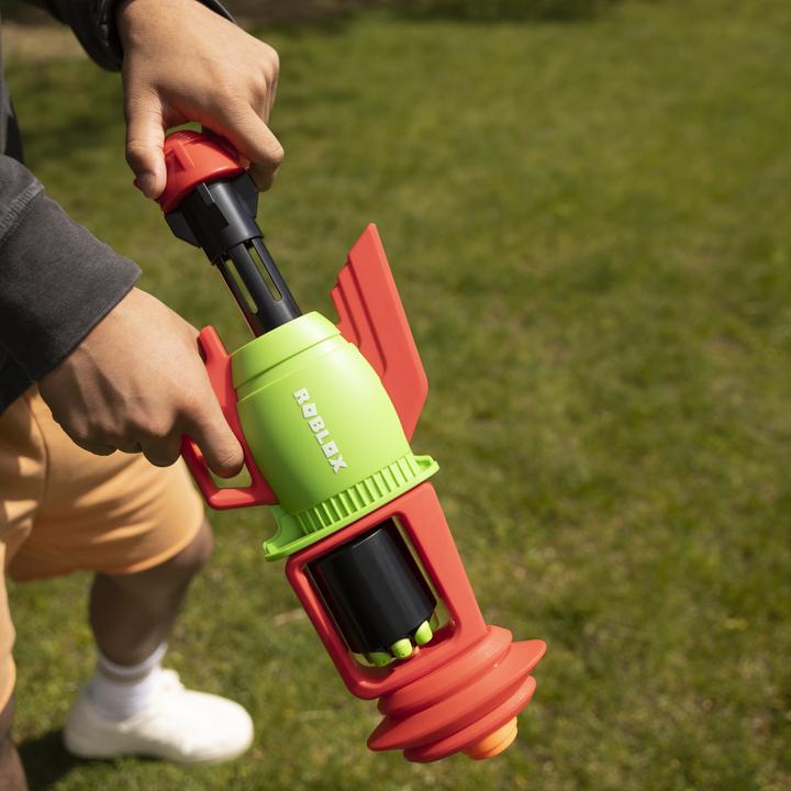 Actual product image Nerf Roblox Boat Building and Treasure Hunting: Spacelock Ray Blaster, includes a code for an exclusive v