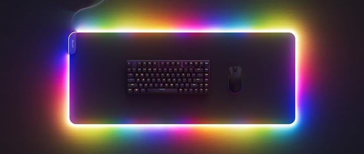 Actual product image Hyte CNVS Gaming Mouse Pad, ARGB - black (XXL)