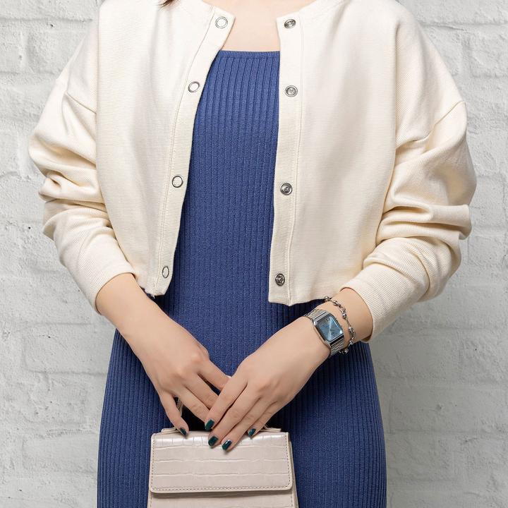 Actual product image Casio AQ-230A-2A1MQYES (Chronograph, Analogue wristwatch, Digital watch, 29.80 mm)