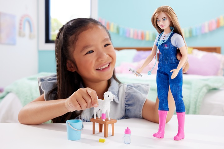 Actual product image Barbie Farm Vet