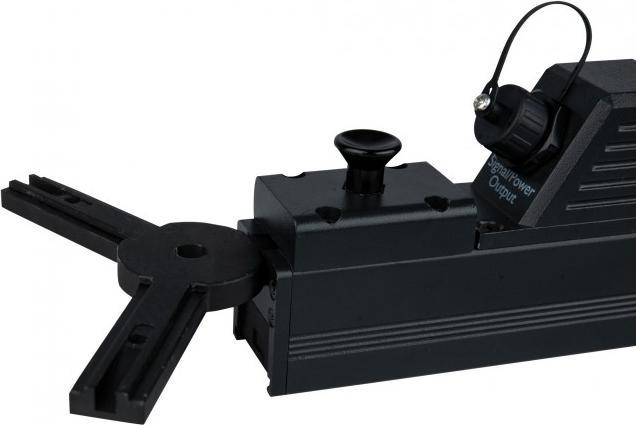 Produktbild Showtec Alignment Plate for IP Pixelstrip 40/80 120 degrees
