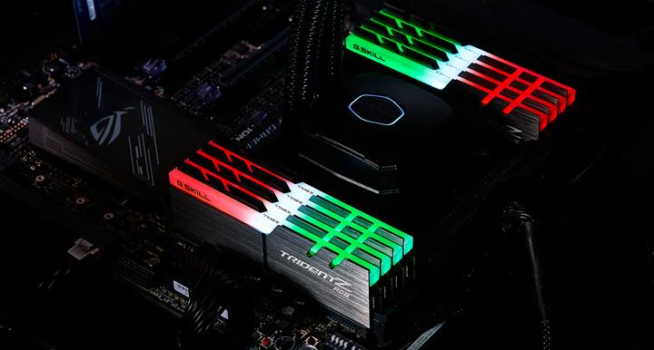 Immagine prodotto G.Skill Trident Z RGB (8 x 32GB, 3600 MHz, DDR4-RAM, DIMM)