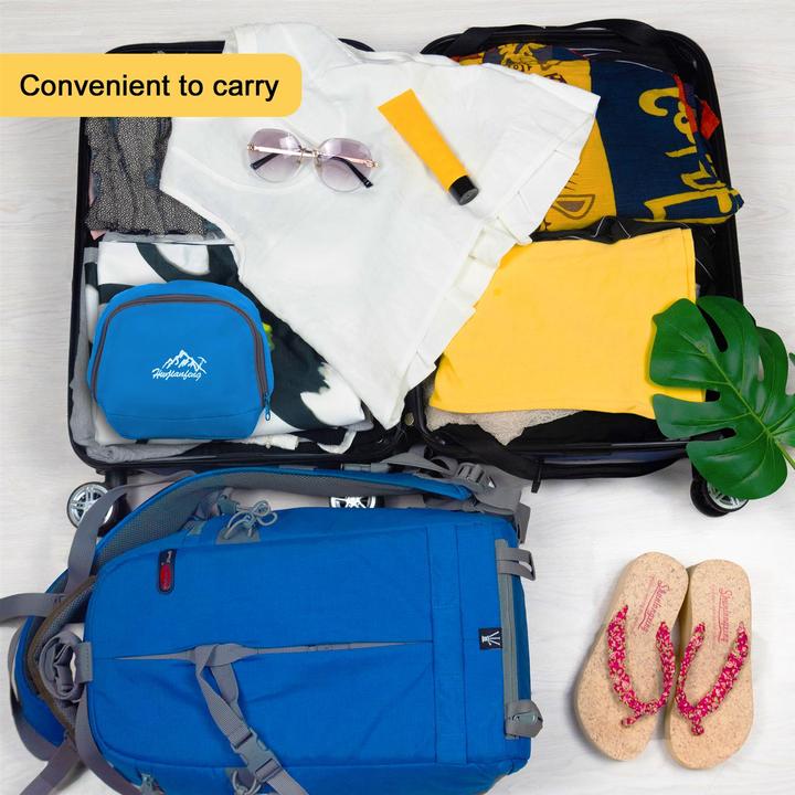 Actual product image Intirilife Foldable Backpack in Azure (36 l)