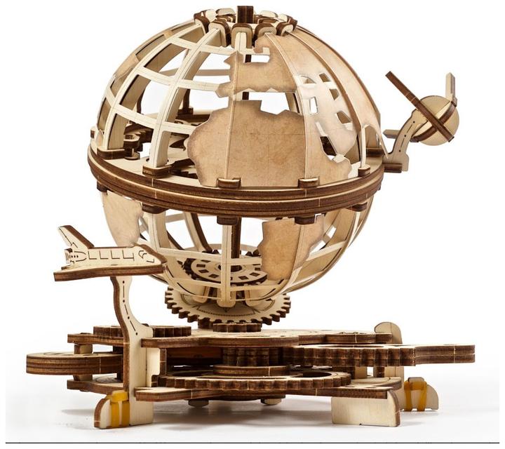 Actual product image Ugears Globe