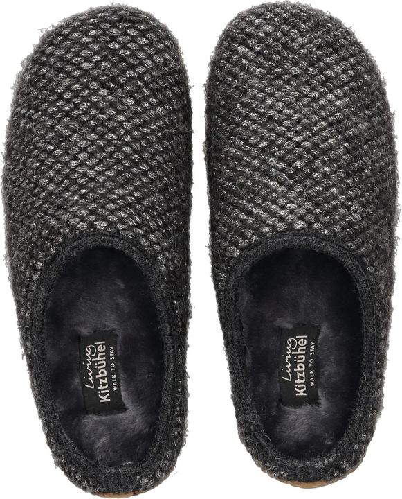 Actual product image Living Kitzbühel The perfect companion for cosy days in front of the fireplace. (37)