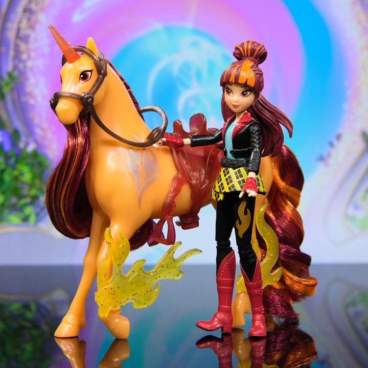 Actual product image Unicorn Academy Valentina and unicorn Cinder (with real mane and tail and brush)