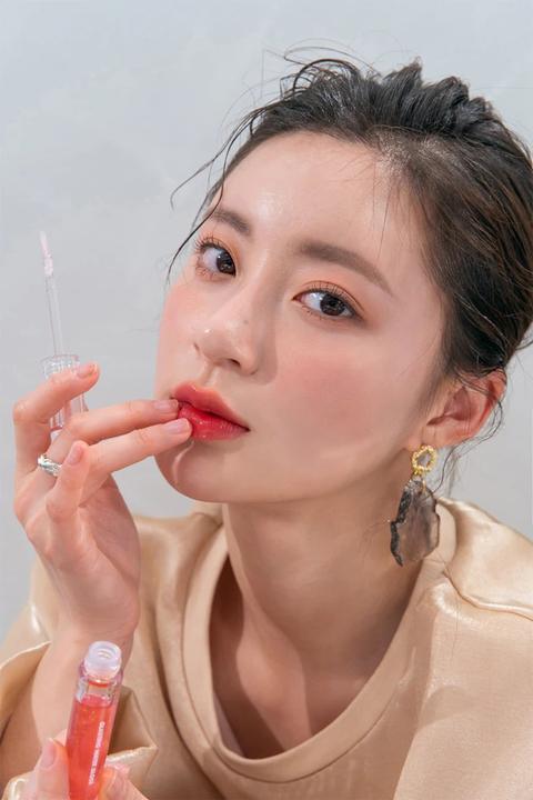 Image du produit Rom&Nd ROMAND Glasting Water Gloss 01 Coral Crush - Lot de 3 (01 SANHO CRUSH)