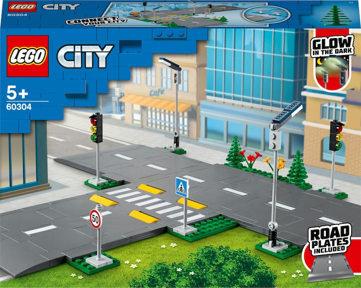 LEGO Road intersection with traffic lights (60304, LEGO City)