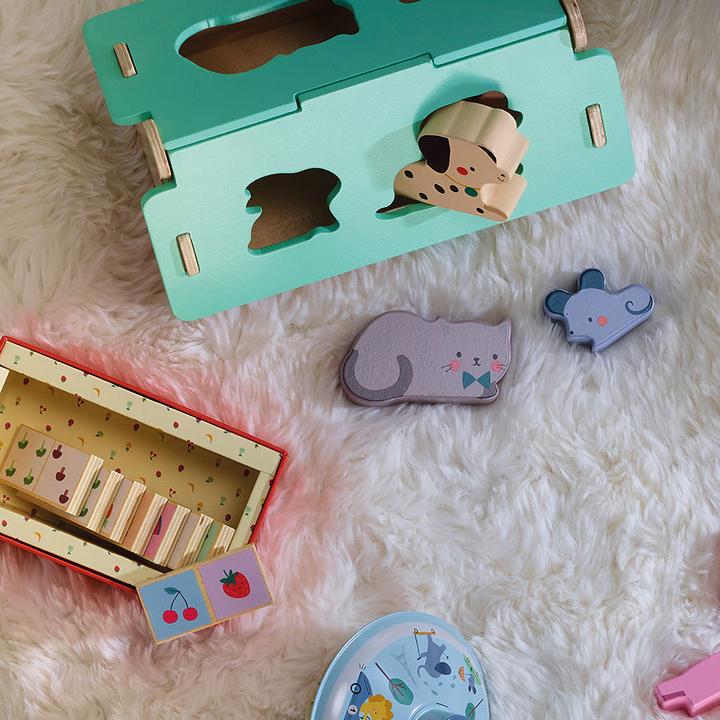 Actual product image Vilac - Shape Sorter - Tiny Farm with animals (7119)