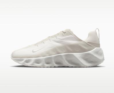 Produktbild Nike Ava Rover (40)
