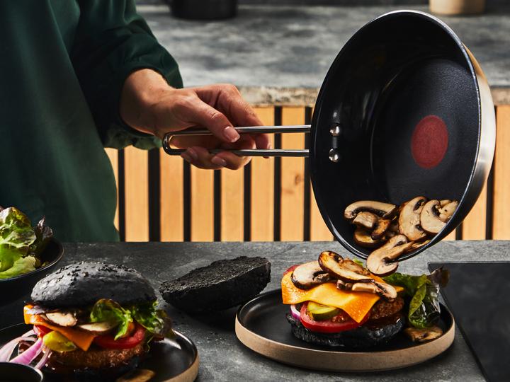 Actual product image Tefal Nordica Ceramic Koekenpan - Ã˜28 CM - Keramisch - PFAS-vrij - Inductie (H8710655) (28 cm, Stainless steel)