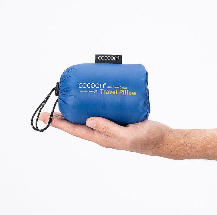 Immagine prodotto Cocoon Air Core Down Travel Pillow true blue/grey