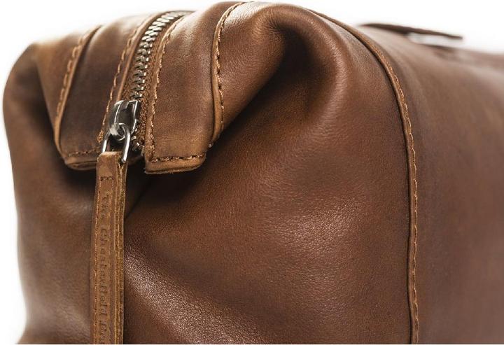 Actual product image Chesterfield Wax Pull Up toiletry bag leather 29 cm (7 l)