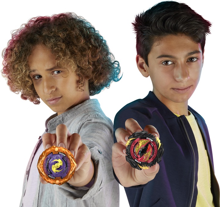 Produktbild Hasbro Beyblade Burst Quad Strike Thunder Edge Battle Set (Multilingual)