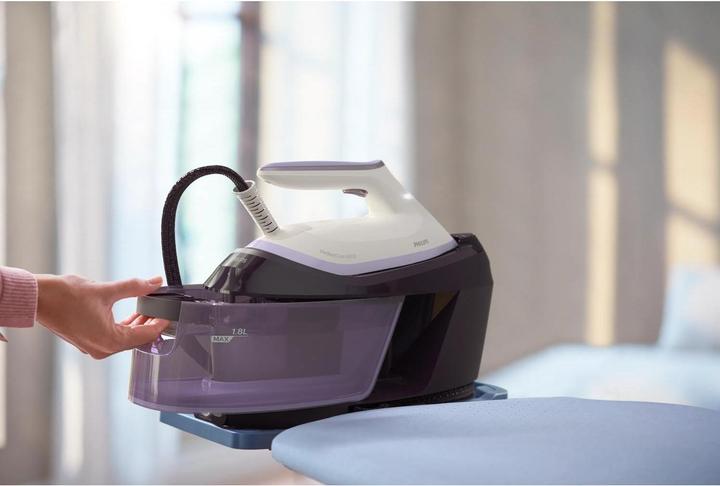 Actual product image Philips PSG6024/30 iron (2400 W, 500 g/min)
