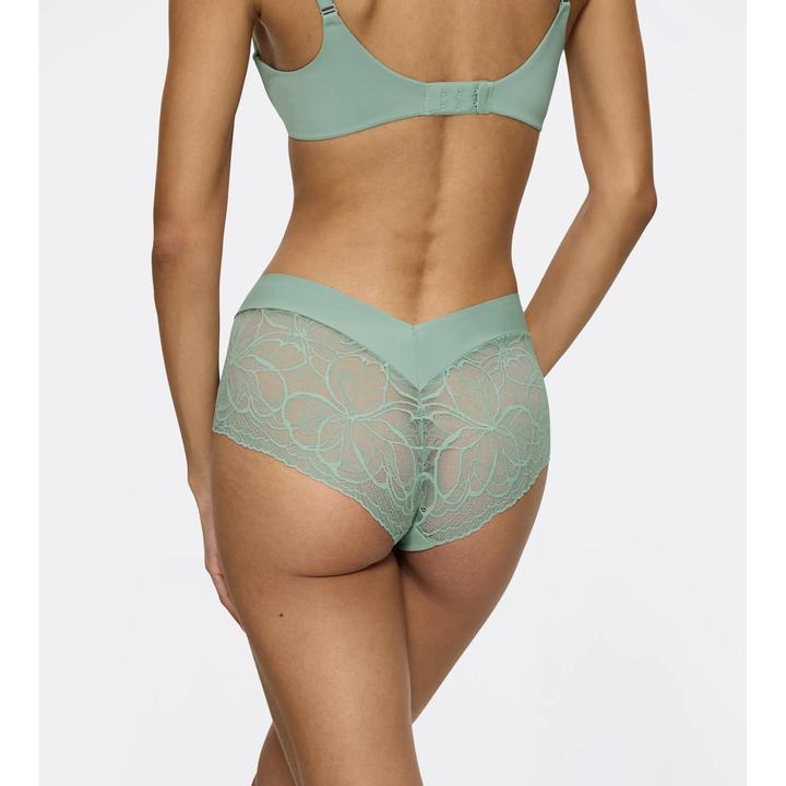 Actual product image Triumph Langer Boxer Red Label Body Make-Up Illusion Lace (42, Single pack)