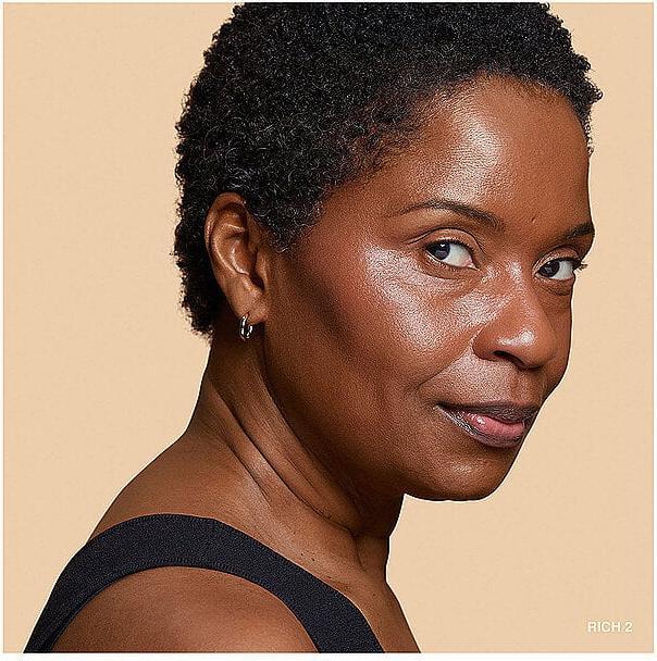 Produktbild Bobbi Brown Vitamin Enrichie Skint Tint Sun Protection Factor 15 Rich 2 (Rich 2)