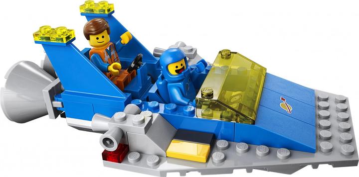 Actual product image LEGO Repair workshop (70821)