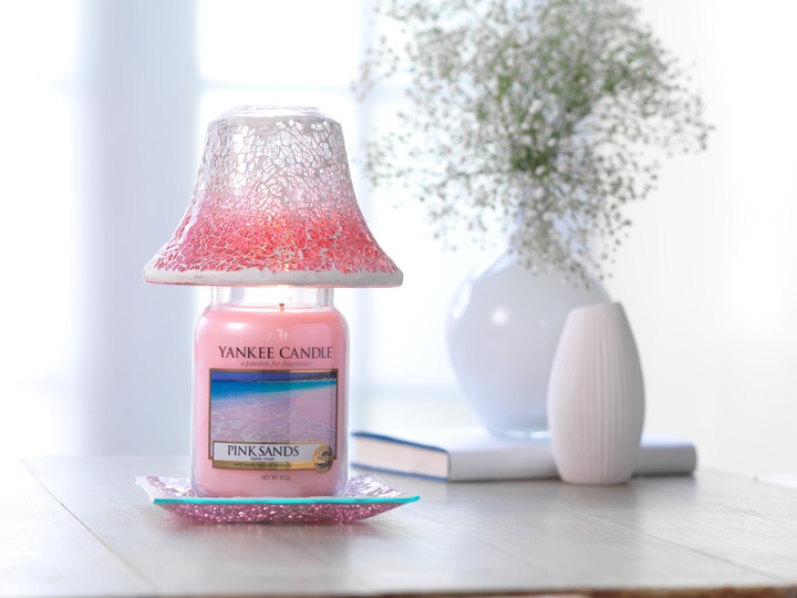 Produktbild Yankee Candle Pink Sands (623 g)