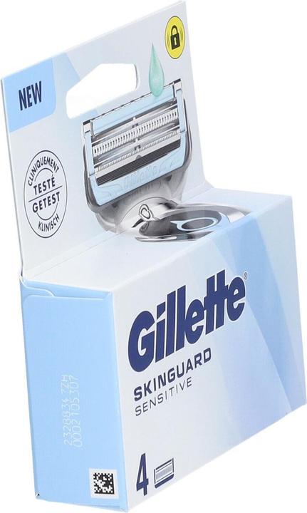 Actual product image Gillette Skinguard Sensitive Razor Blades