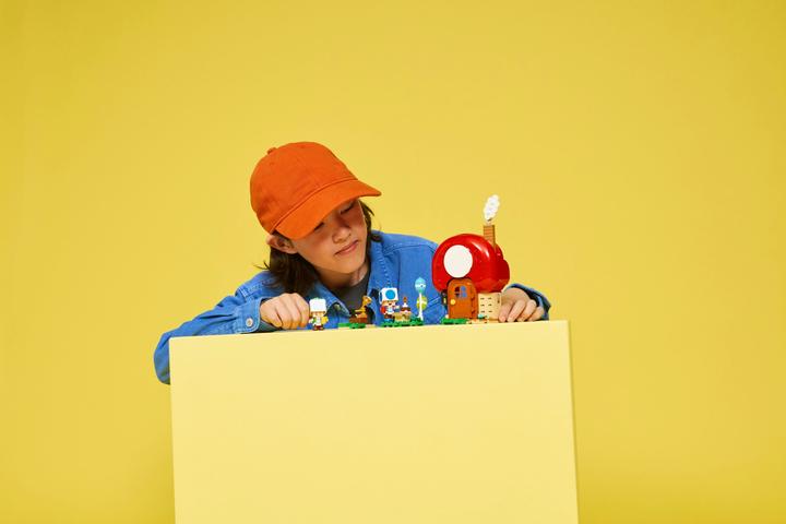Image du produit LEGO Fête à la maison Toad (72041, LEGO Super Mario)