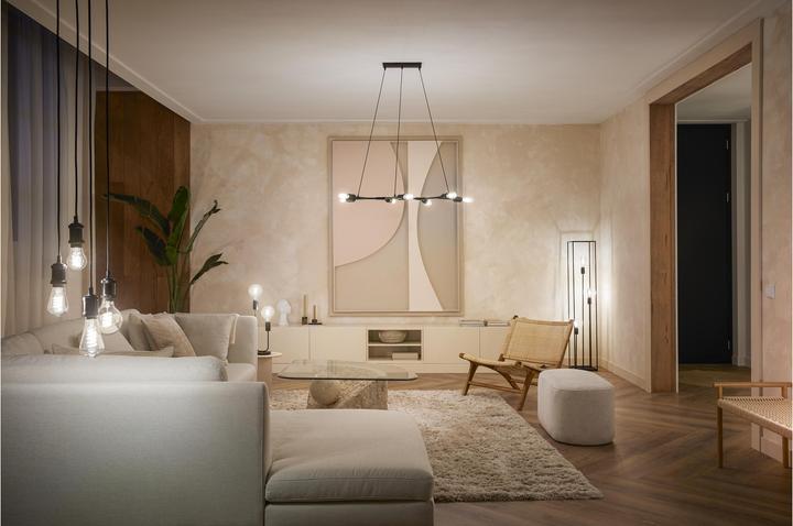 Actual product image Philips Hue Filament White Ambiance (E14, 4.60 W, 350 lm, 2 x, G)