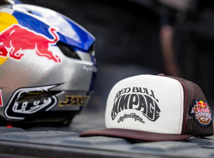 Image du produit Troy Lee Designs x RedBull Rampage Intergalactic Trucker Snapback Cap, vintage white/brown, one size (Taille unique)
