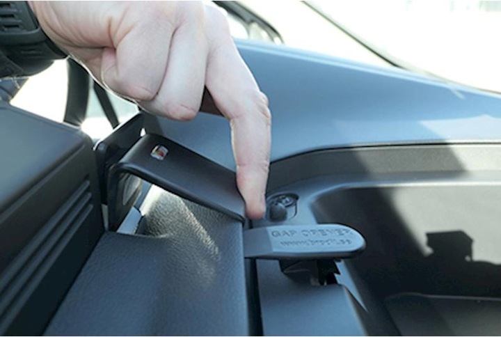 Actual product image Brodit 855717 Car mount Renault Trafic 22-