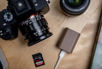 Actual product image Newell battery Canon LP-E10 USB-C (Camera battery)
