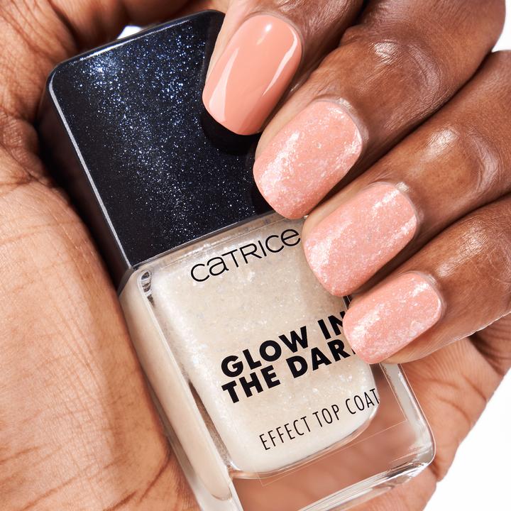 Actual product image Catrice Glow In The Dark Effect Top Coat (Cherry on Top, Top coat)
