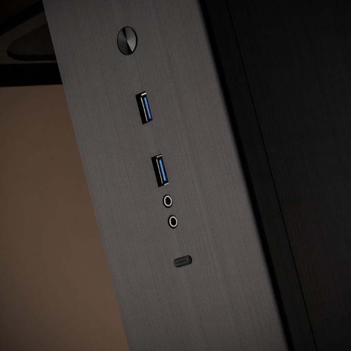 Actual product image Lian-Li Pc-O11wxc (ATX, mATX, E-ATX)