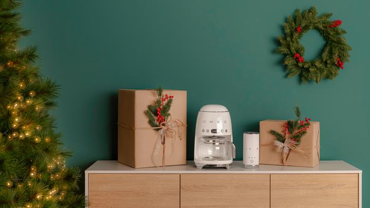 Actual product image Smeg DCF02CREU