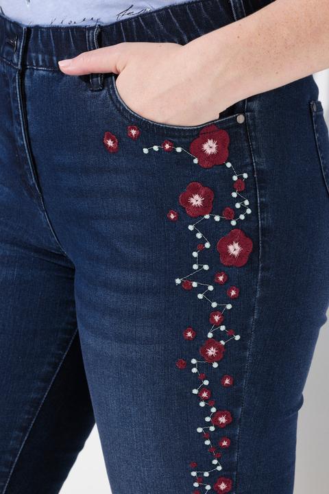 Immagine prodotto Ulla Popken Jeans Capri modello Sarah con ricami in stile Tracht e comoda elasticizzazione (46)