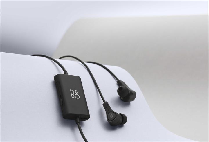 Immagine prodotto B&O Beoplay E4 (ANC, 20 h, Cablato)