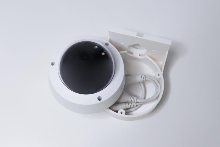 Actual product image OEM TP-LINK držák s kabelovou krytkou pro kamery VIGI C220/C230/C240 na stÄ'nu bölï¿½ (Mounting kit)